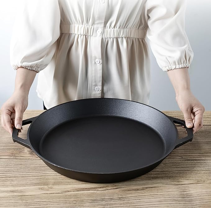 LI-GELISI 18-inch Pre-Seasoned Cast Iron Skillet - Dual Assist Handles - Nitrided Rust-Proof - For Oven, Stovetop, Grill & Campfire