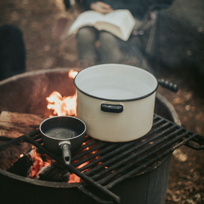 Outdoor Cooking Tools That Make Campfire Meals a Breeze