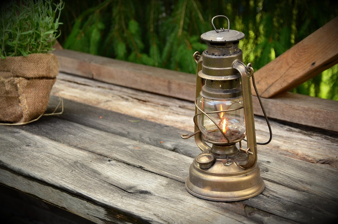 Lanterns & Portable Lights