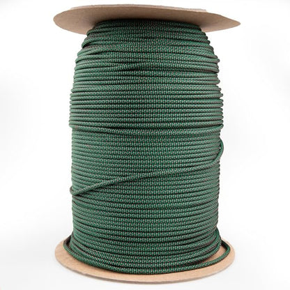 Paracord Planet Holiday Colors 550 Paracord – Great for DIY, Bracelets, and Lanyards – Mistletoe (10 Feet)