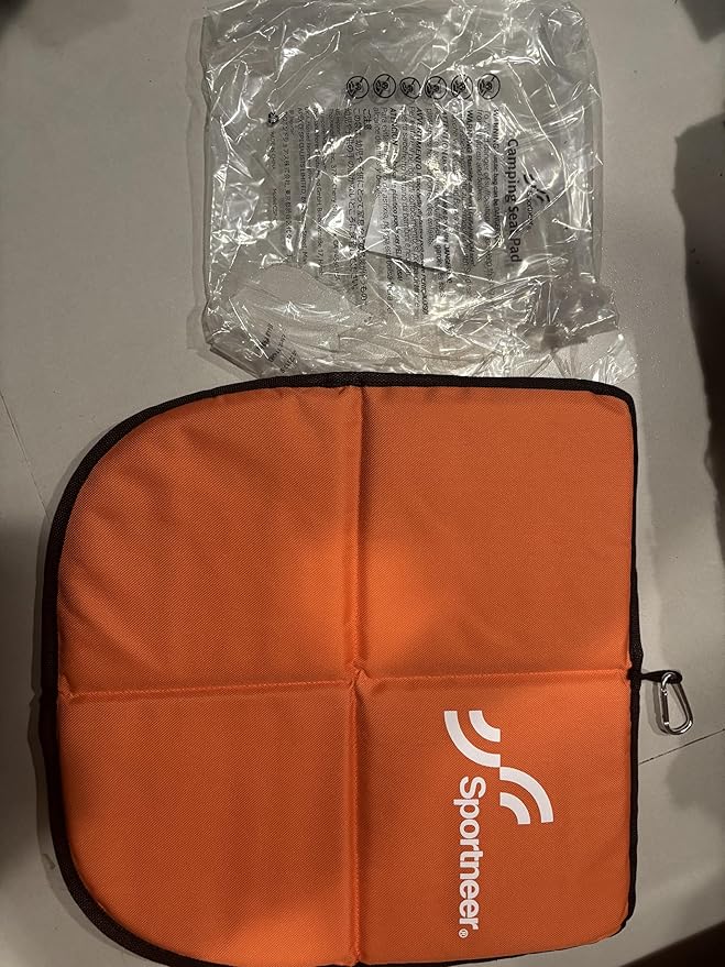Sportneer Sitting Pad, Sit Pads for Backpacking Portable Camping Sit Pad Waterproof Folding Pad Stadium Seat Pad for for Camping Picnics Hiking